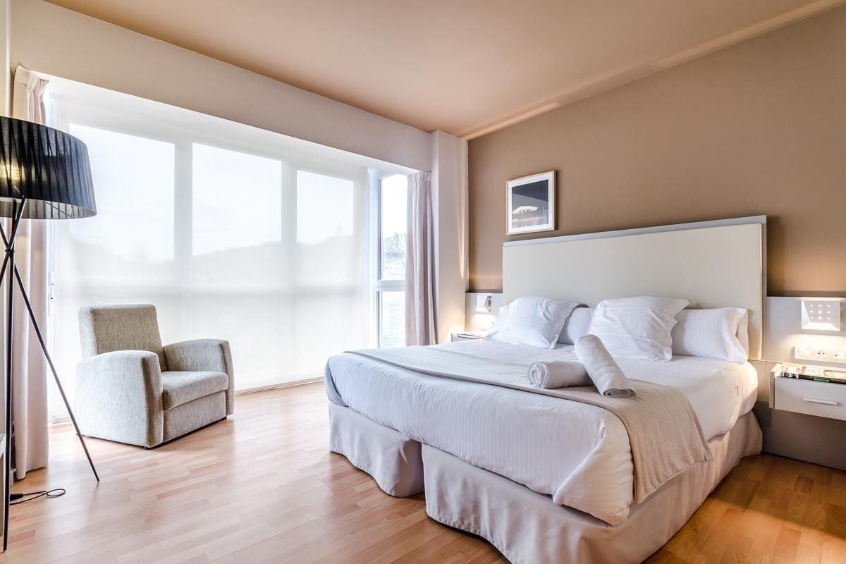Hotel Nagusi ムルギア エクステリア 写真